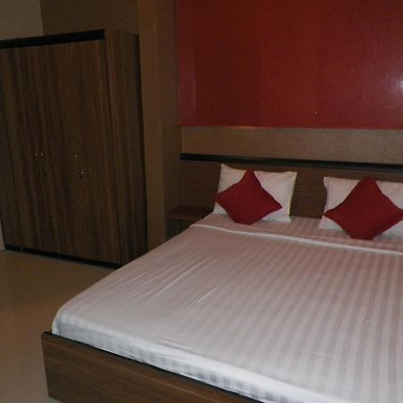 בנדונג Ariandri Boutique Guesthouse חדר תמונה