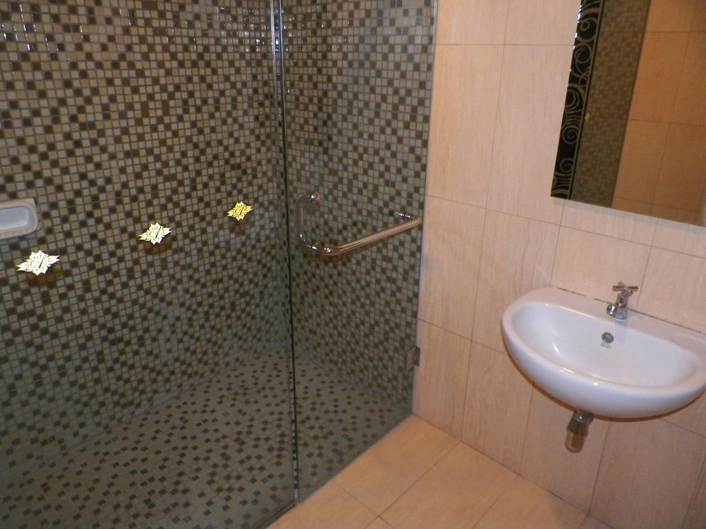 בנדונג Ariandri Boutique Guesthouse חדר תמונה