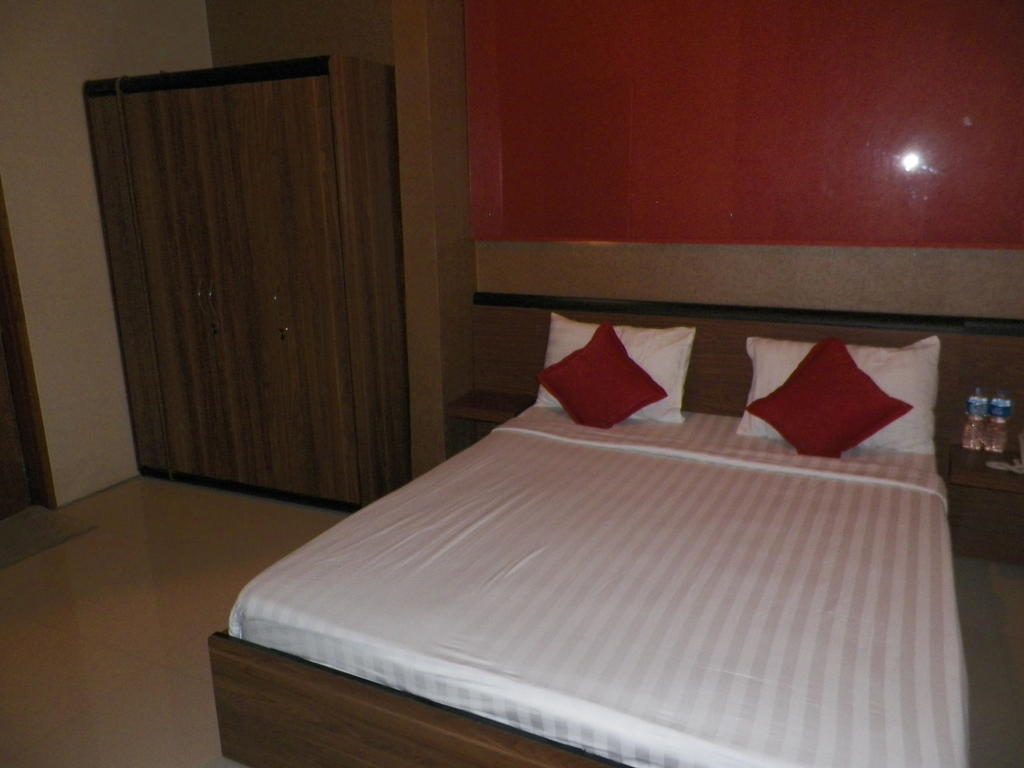 בנדונג Ariandri Boutique Guesthouse חדר תמונה
